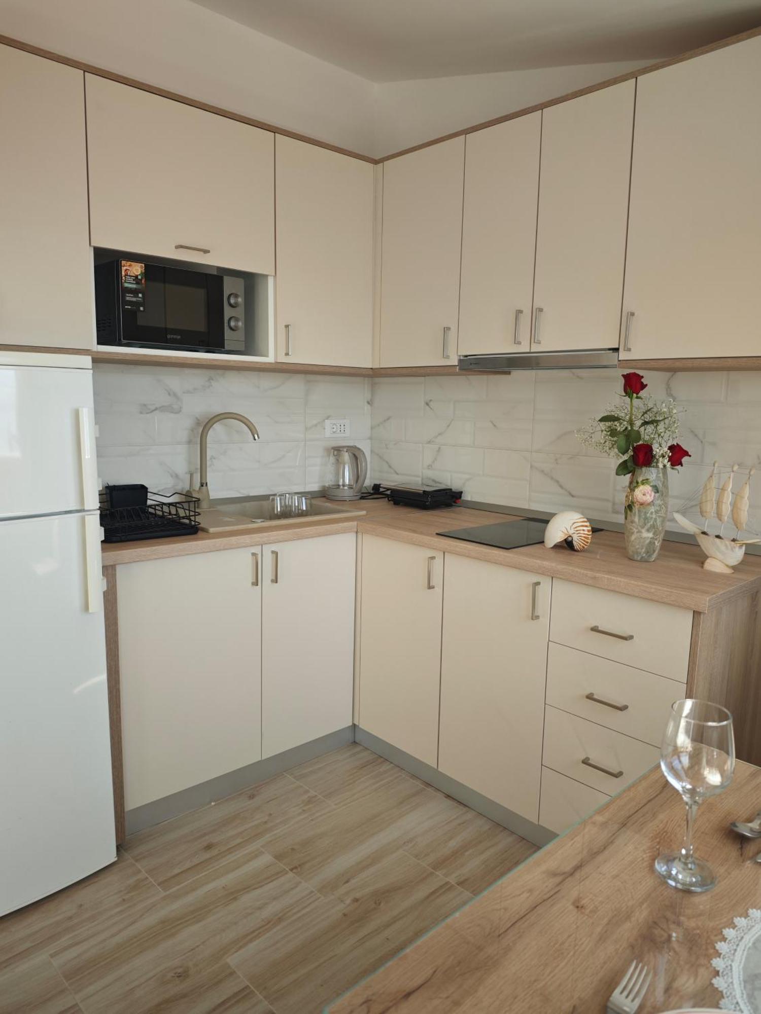 Apartment Topic Baska Voda Exterior photo