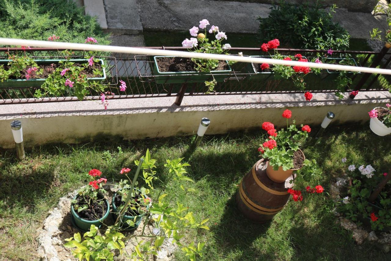 Apartment Topic Baska Voda Exterior photo